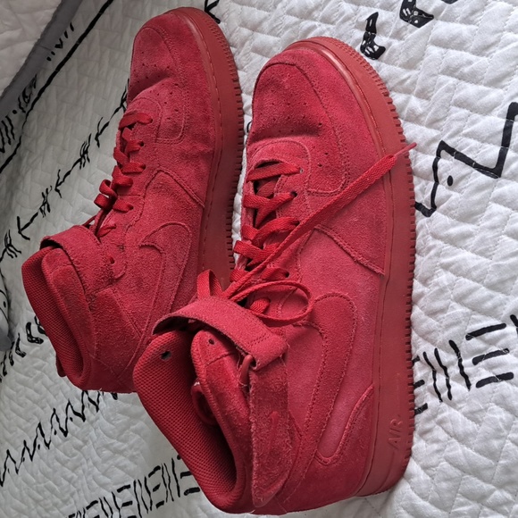 Nike Air Force 1 - Picture 2 of 10